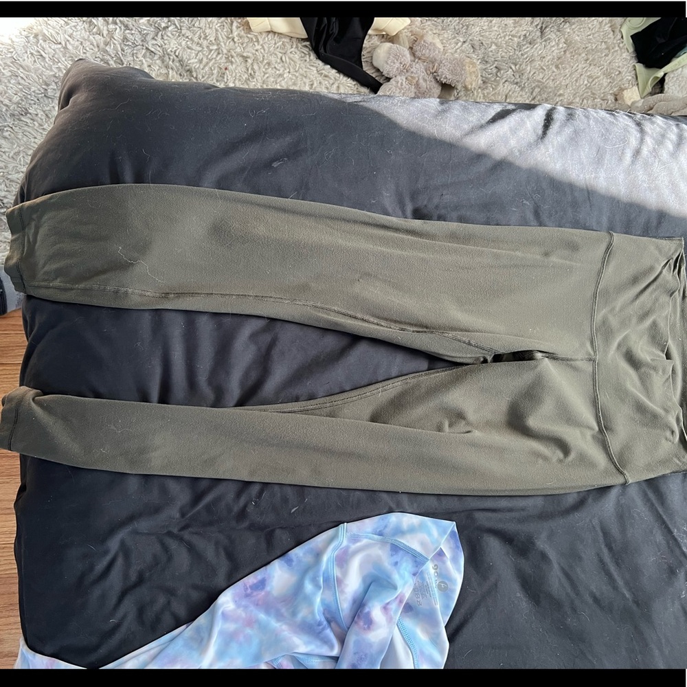 Lululemon leggings